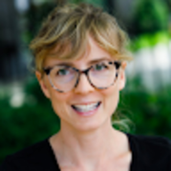 Meet your Posher, Jessica - Picture 1 of 1